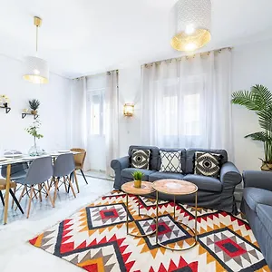  Apartamento Alohamundi Escuelas Pías España