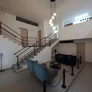 Colombia Avenida Medellín