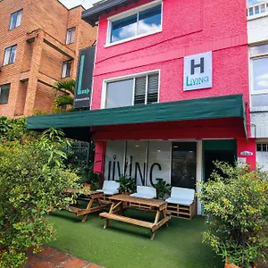 Living Hostel